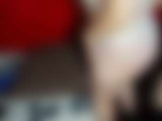 Live cam show with MerilandHH - Mature Young Adult on CamSextacy