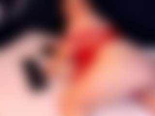 Live cam show with MerilandHH - Drinking on Dolls Live