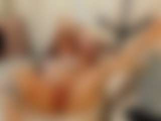 MerilandHH MILF webcam performer live streaming