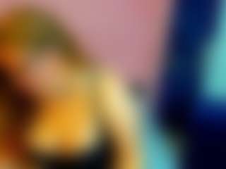 Live cam show with MerilandHH - Granny Lovense on Nude Live Now