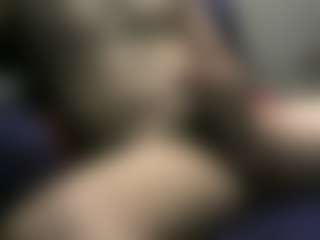 3LEGSSS's Live Sex Cam Show