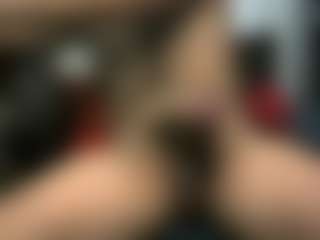 3LEGSSS's Live Sex Cam Show