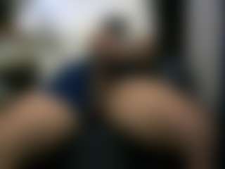 3LEGSSS's Live Sex Cam Show