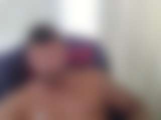 Travissholden's Live Sex Cam Show