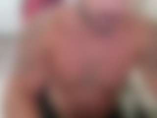 Travissholden's Live Sex Cam Show