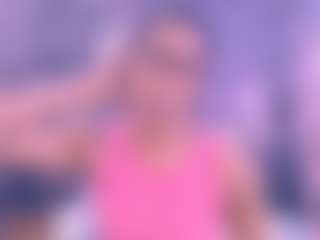 Chazzy MILF webcam performer live streaming
