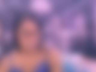 Live cam show with Chazzy - MILF Teen (18+) on friskycurves.com