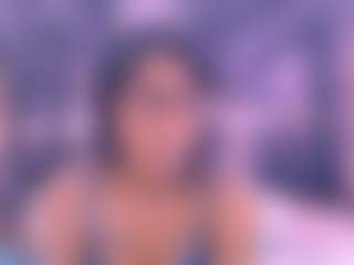 Chazzy MILF webcam performer live streaming