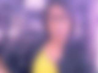 Chazzy MILF webcam performer live streaming