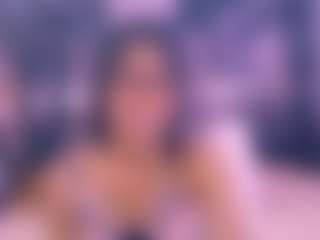 Live cam show with Chazzy - Normal on CamwithHer