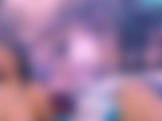 Live cam show with Chazzy - Petite MILF on Soda Cam