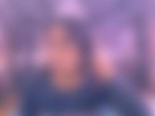 Live cam show with Chazzy - Brown Eyes Brown Hair on Milfs Live