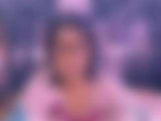 Live cam show with Chazzy - MILF Teen (18+) on CamwithHer