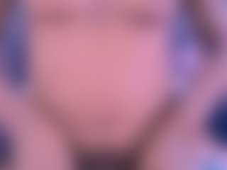 Chanel MILF webcam performer live streaming
