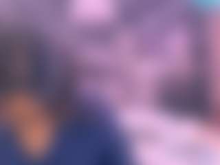 Chanel MILF webcam performer live streaming