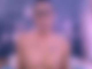 Chanel MILF webcam performer live streaming