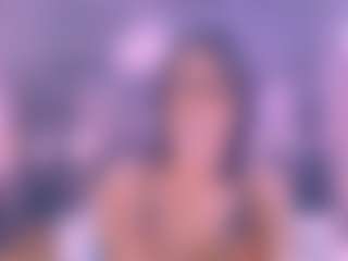 Live-camshow met Chanel - Brown Hair MILF op Camsoda