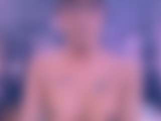 Chanel MILF webcam performer live streaming