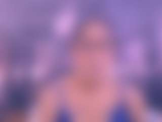 Live cam show with Chanel - Petite MILF on CamSextacy