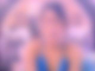 Live cam show with Chanel - Brown Hair on Fling VIP Chat