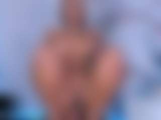Live cam show with natyxo - Smoking on madthumbs