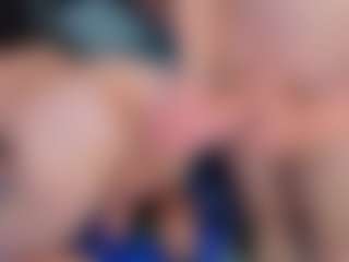 bigdicktop22's Live Sex Cam Show