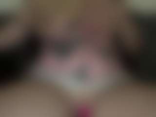 Candii Love Bae's Live Sex Cam Show