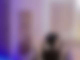 Live cam show with chloemoretix - Handjob on SquirtSoMuch