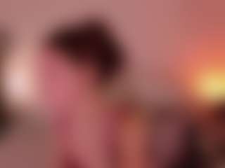 chloemoretix's Live Sex Cam Show