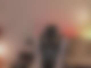 Live cam show with chloemoretix - Handjob on Stripli.com