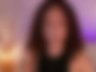 Live cam show with chloemoretix - Brown Hair on TottyGirls
