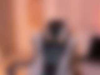 chloemoretix's Live Sex Cam Show