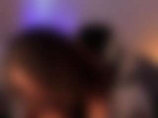 Live cam show with chloemoretix - Brown Hair Petite on Milfs Live