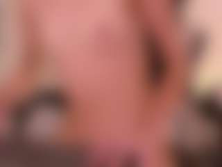 chloemoretix's Live Sex Cam Show