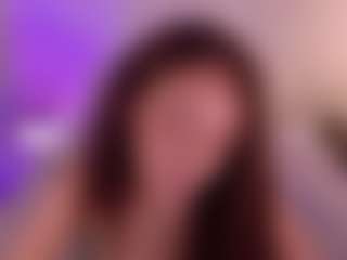 Live cam show with chloemoretix - Brown Hair on Cam Slut