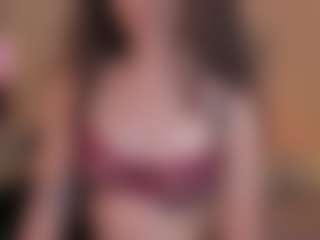 Live cam show with chloemoretix - Striptease on Dolls Live