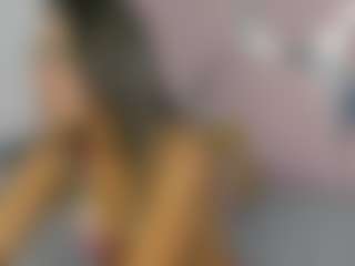 Live cam show with Sharithasm - Athletic on pussylord.com