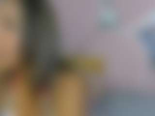 Live cam show with Sharithasm - MILF on googirlz