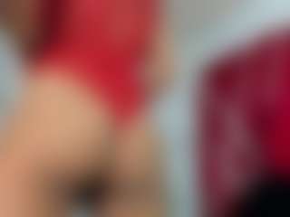 Live cam show with Sharithasm - Skinny MILF on fapnchat