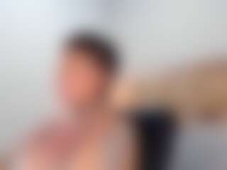 julianagiraldo's Live Sex Cam Show