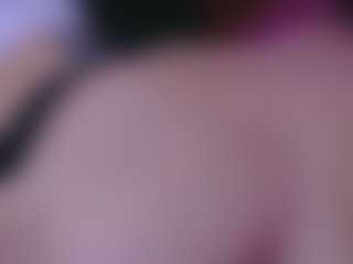 luna-summer's Live Sex Cam Show