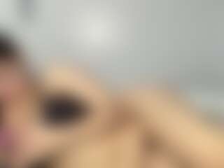 sarivelvet's Live Sex Cam Show