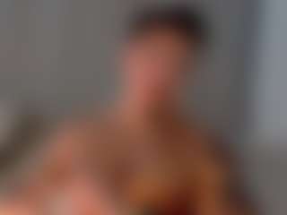 Live cam show with MasterLukas - Muscular on CamwithHer
