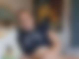 Live cam show with NeNe_38Baby - Red Hair Middle Aged on fapnchat