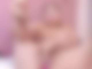 miia-gold's Live Sex Cam Show