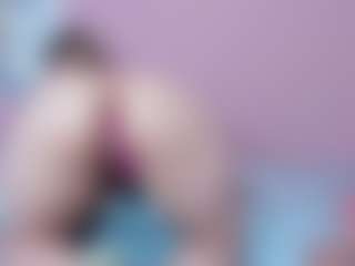 miia-gold's Live Sex Cam Show