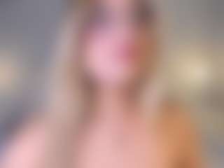 Live cam show with Tamralyn - Juguetes on xxxlivecams.org