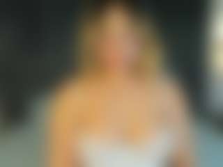 Live cam show with Tamralyn - Dom on x69.live