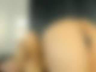 Tamralyn's Live Sex Cam Show