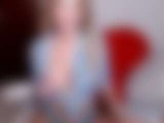 Live cam show with LadyEvolet - Atm on dropp.cam